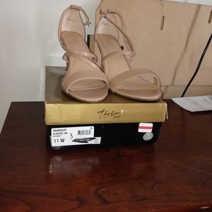 Thalia sodi heels new in box
